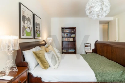 Apartamento T3 para Arrendamento em Santo António