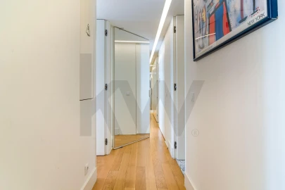 Apartamento T3 para Arrendamento em Santo António