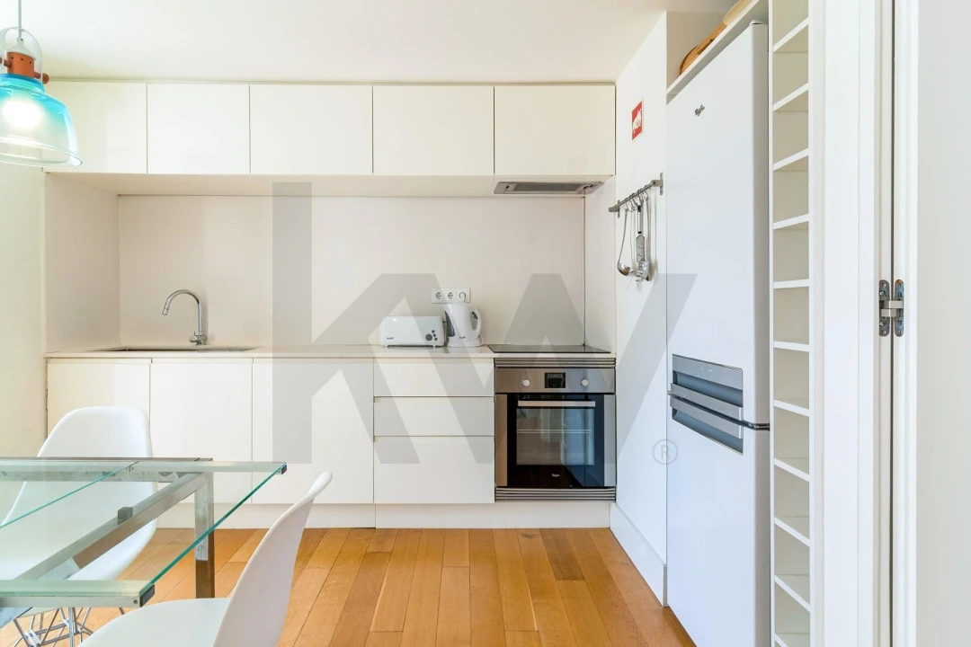 Apartamento T3 para Arrendamento em Santo António Foto 12