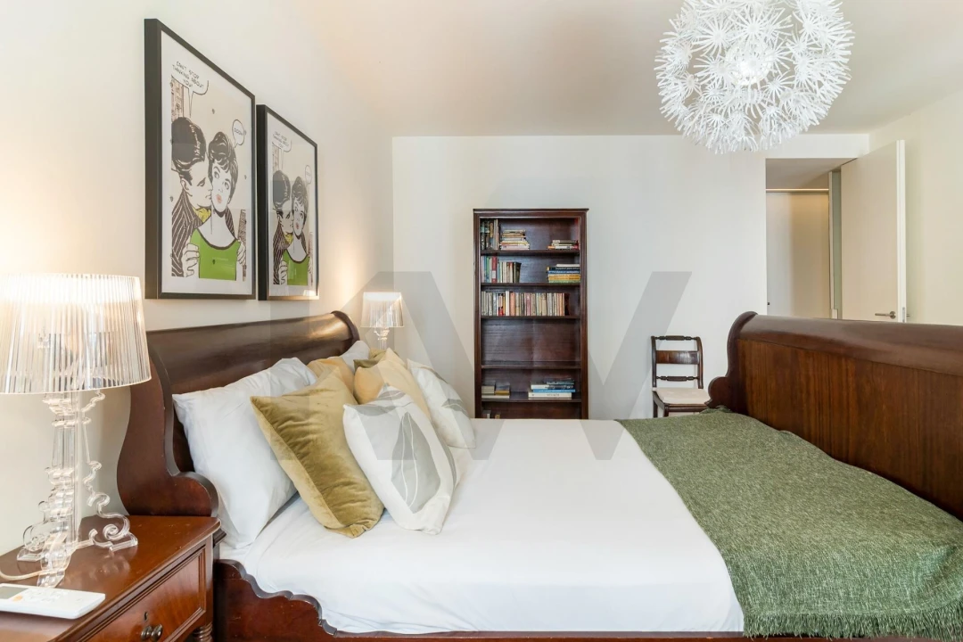 Apartamento T3 para Arrendamento em Santo António Foto 34