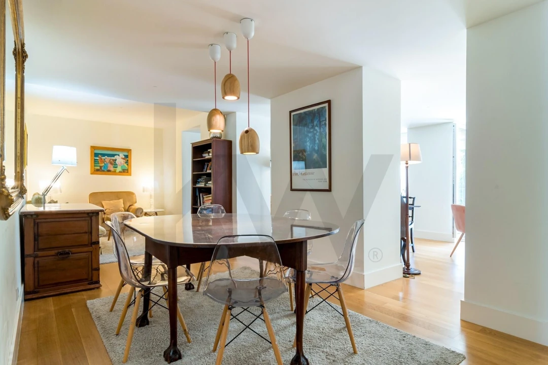 Apartamento T3 para Arrendamento em Santo António Foto 17