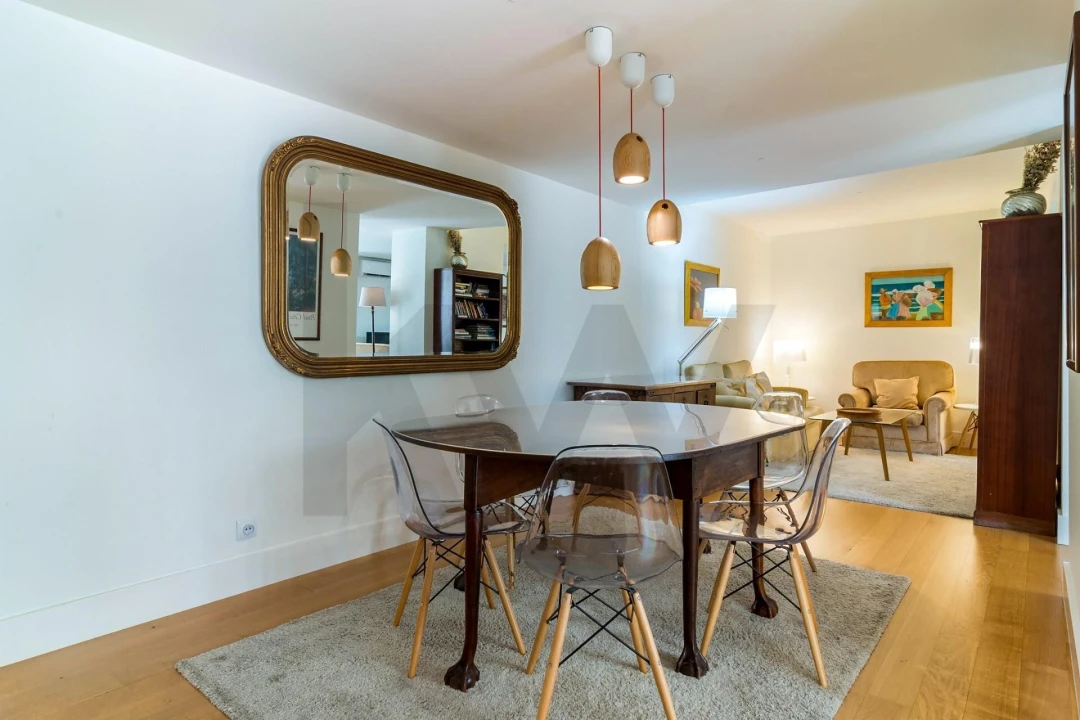 Apartamento T3 para Arrendamento em Santo António Foto 15