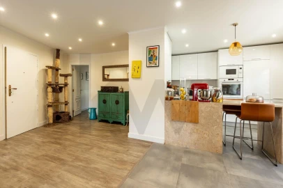 Apartamento T3 para Venda em Queluz e Belas