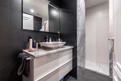 Apartamento T3 para Venda em Queluz e Belas