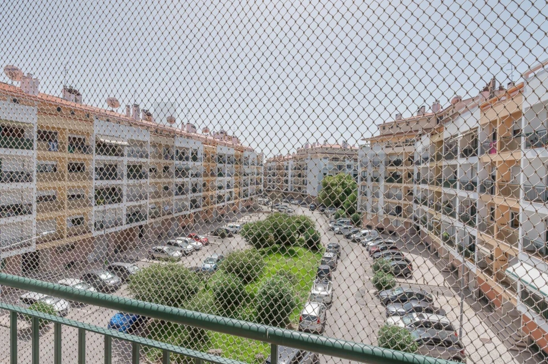 Apartamento T3 para Venda em Queluz e Belas Foto 9