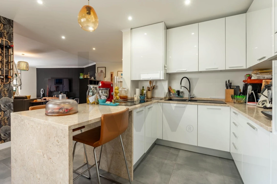 Apartamento T3 para Venda em Queluz e Belas Foto 17