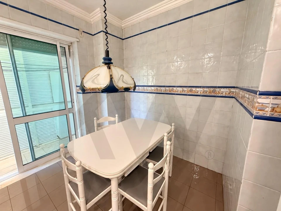 Apartamento T2 para Venda em Parque das Nações Foto 13