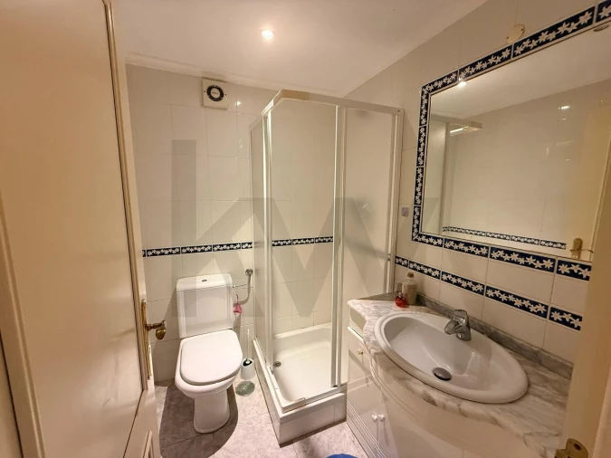 Apartamento T2 para Venda em Parque das Nações Foto 5