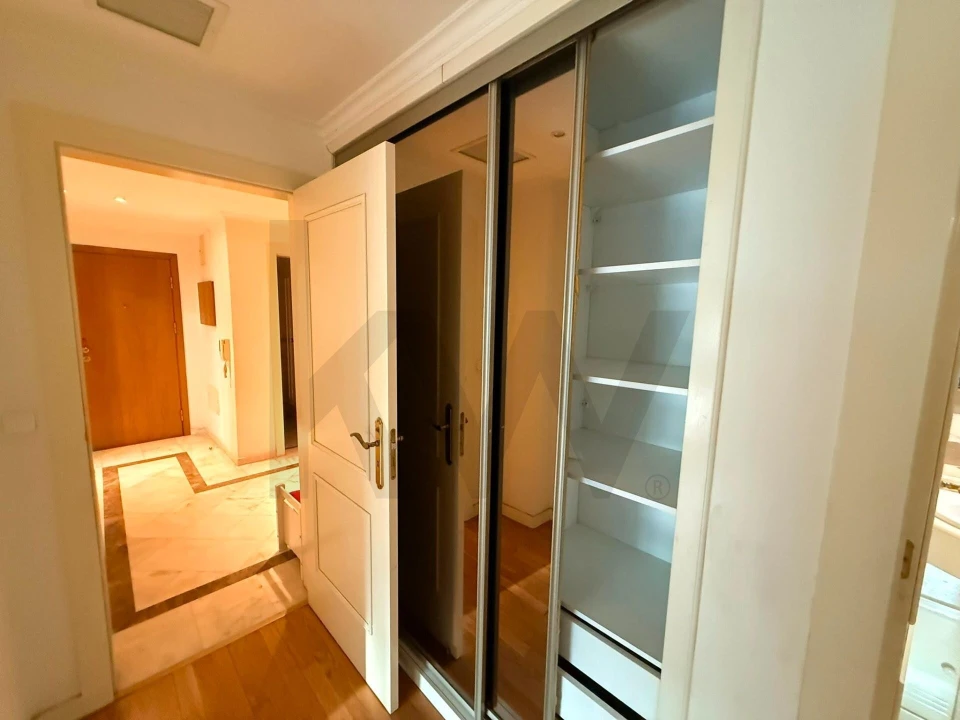 Apartamento T2 para Venda em Parque das Nações Foto 11