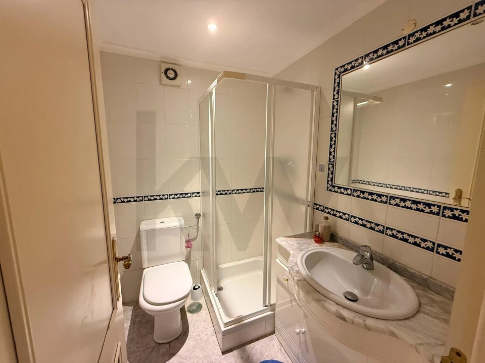 Apartamento T2 para Venda em Parque das Nações Foto 5