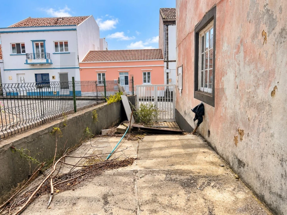 Moradia T4 para Venda em Vila do Porto Foto 14