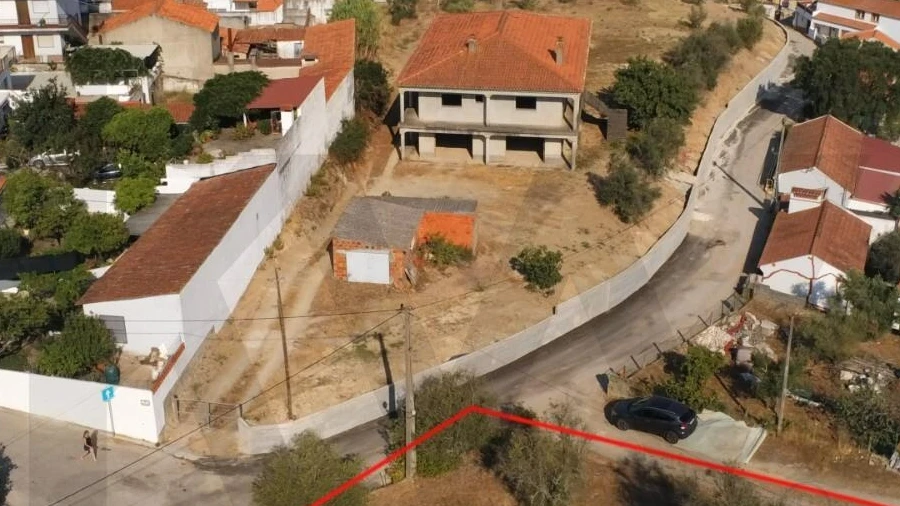 Terreno para Venda em Carregueira