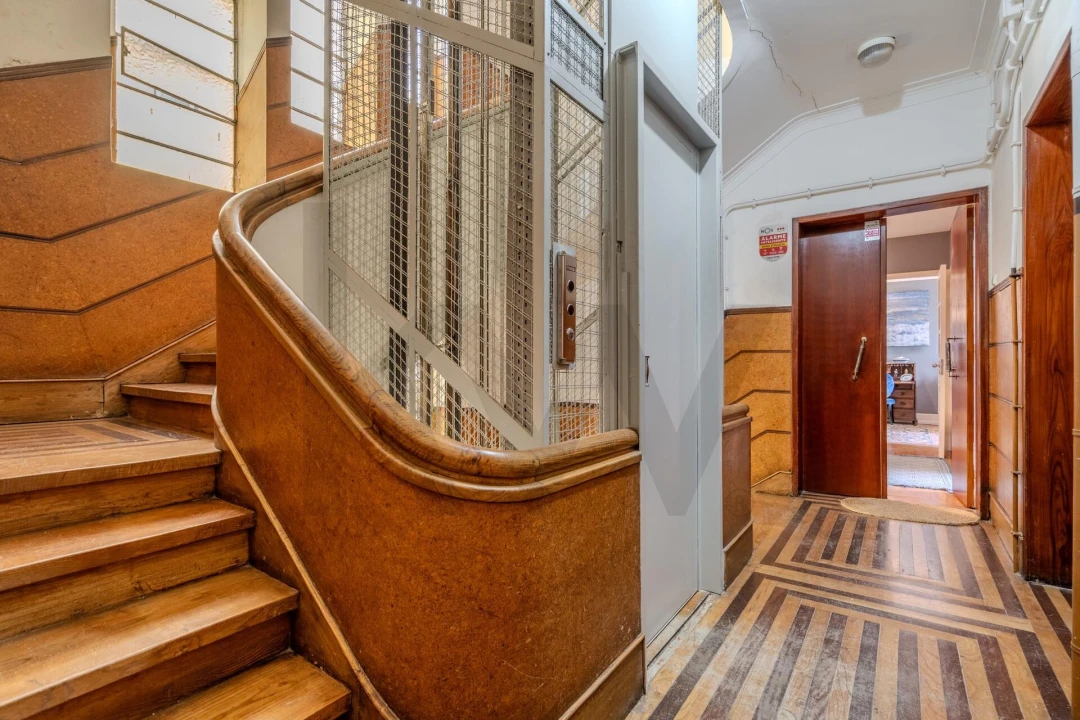 Apartamento T5 para Venda em Santo António Foto 44