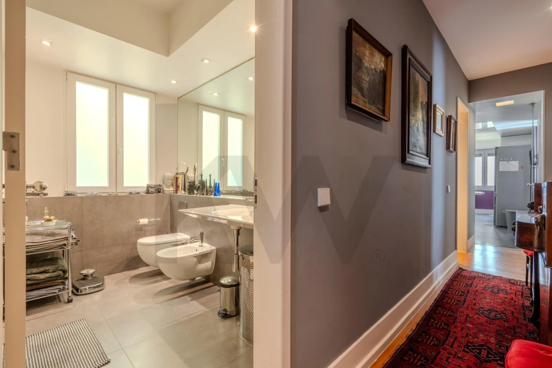 Apartamento T5 para Venda em Santo António Foto 36