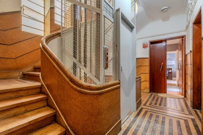Apartamento T5 para Venda em Santo António