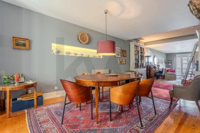 Apartamento T5 para Venda em Santo António