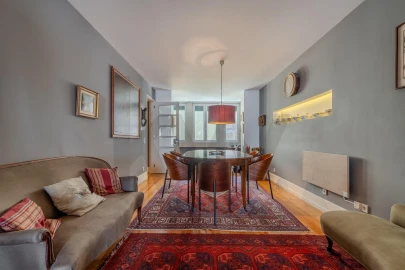 Apartamento T5 para Venda em Santo António