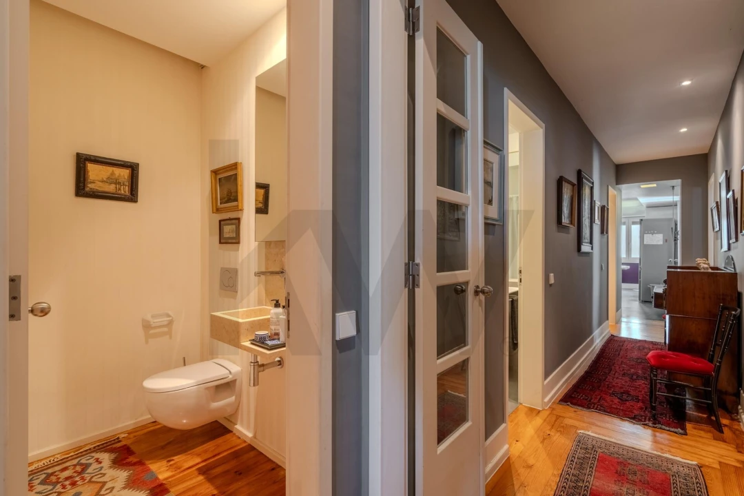 Apartamento T5 para Venda em Santo António Foto 14