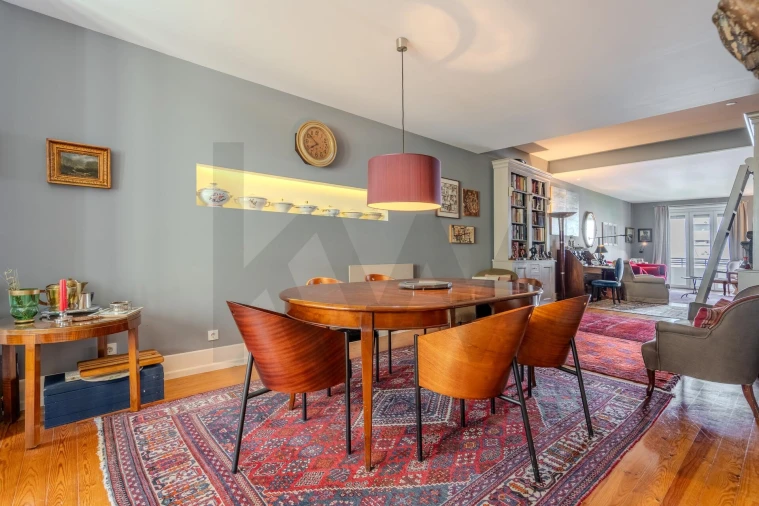 Apartamento T5 para Venda em Santo António Foto 6