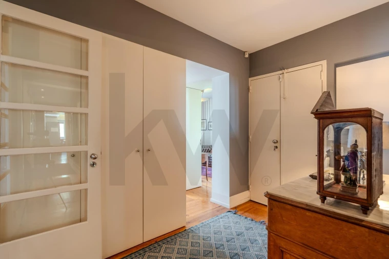 Apartamento T5 para Venda em Santo António Foto 21