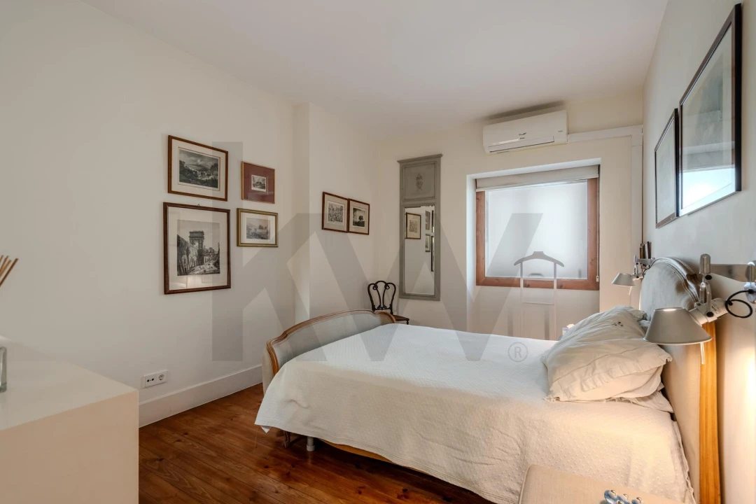 Apartamento T5 para Venda em Santo António Foto 26