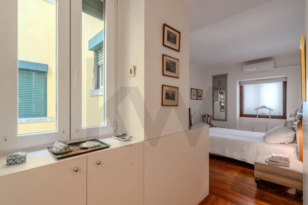 Apartamento T5 para Venda em Santo António Foto 27