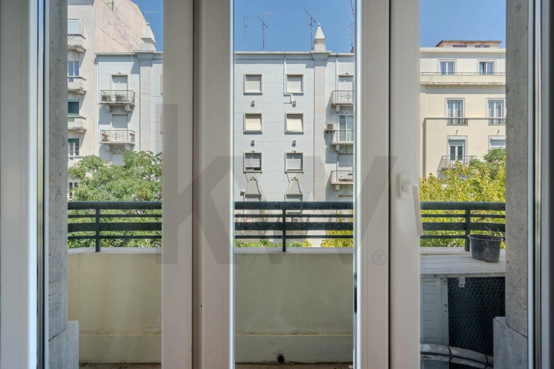 Apartamento T5 para Venda em Santo António Foto 9