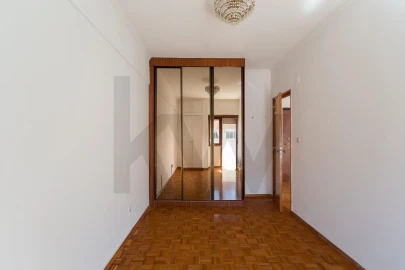 Apartamento T1 para Arrendamento em Algés, Linda-A-Velha e Cruz Quebrada-Dafundo