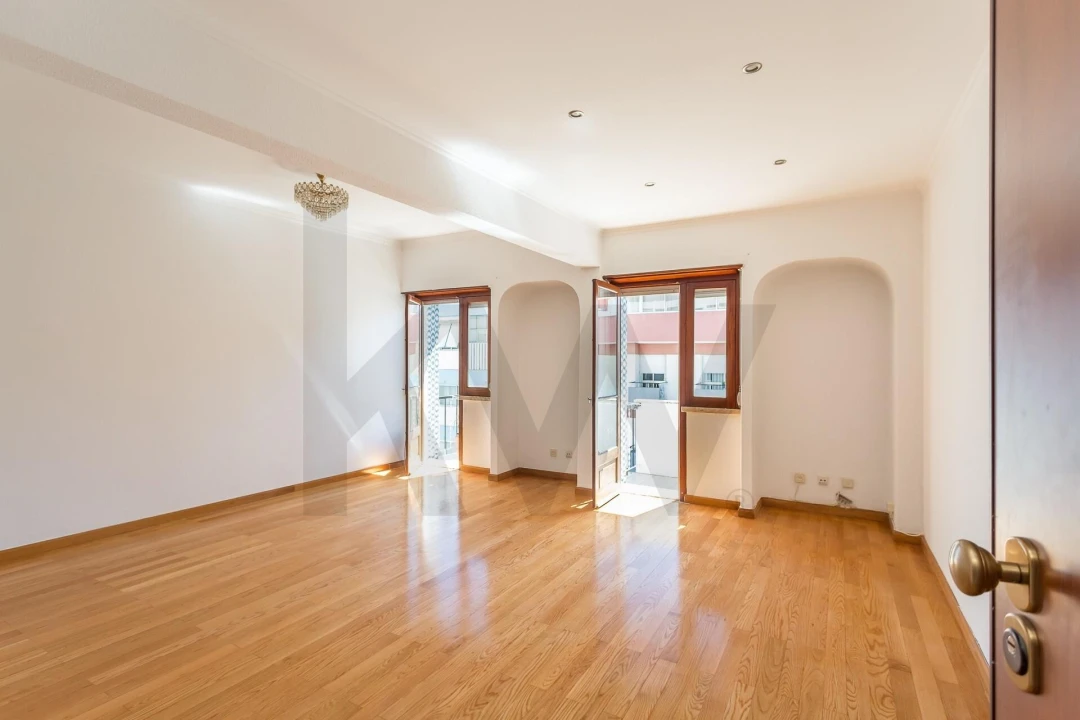Apartamento T1 para Arrendamento em Algés, Linda-A-Velha e Cruz Quebrada-Dafundo Foto 1