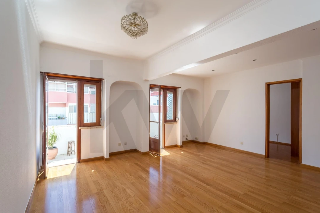 Apartamento T1 para Arrendamento em Algés, Linda-A-Velha e Cruz Quebrada-Dafundo Foto 2
