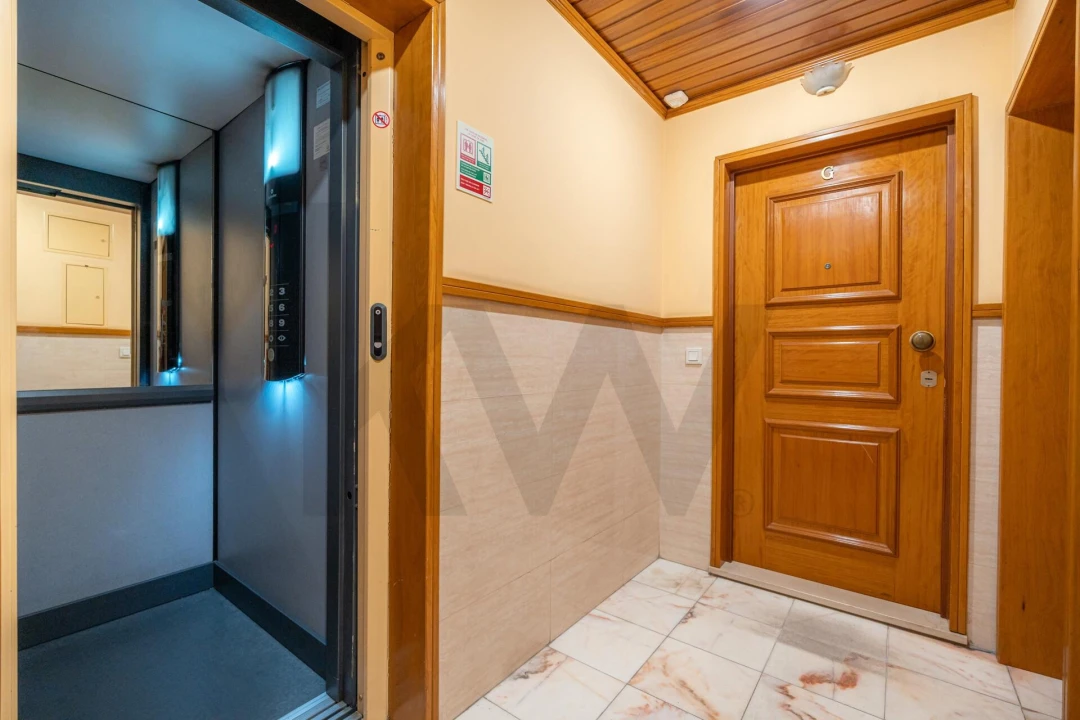 Apartamento T3 para Venda em Fermentelos Foto 31