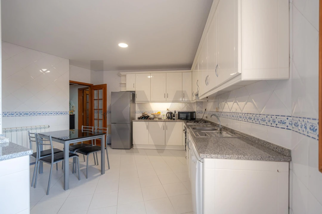 Apartamento T3 para Venda em Fermentelos Foto 10