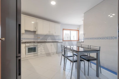 Apartamento T3 para Venda em Fermentelos