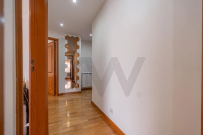 Apartamento T3 para Venda em Fermentelos