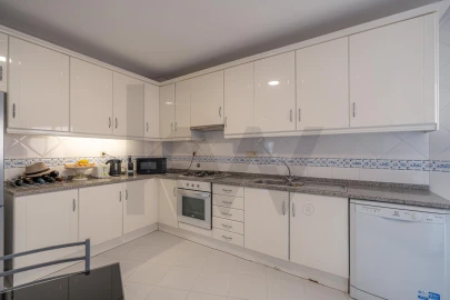 Apartamento T3 para Venda em Fermentelos