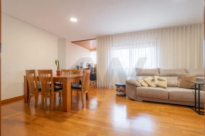 Apartamento T3 para Venda em Fermentelos