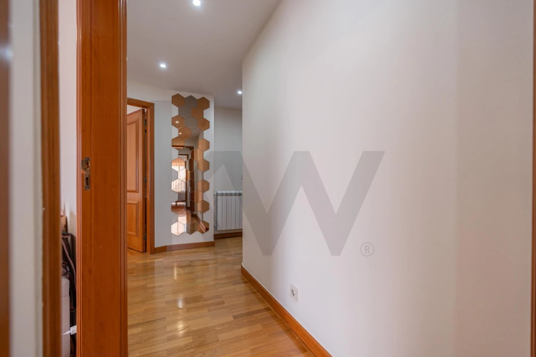 Apartamento T3 para Venda em Fermentelos Foto 14