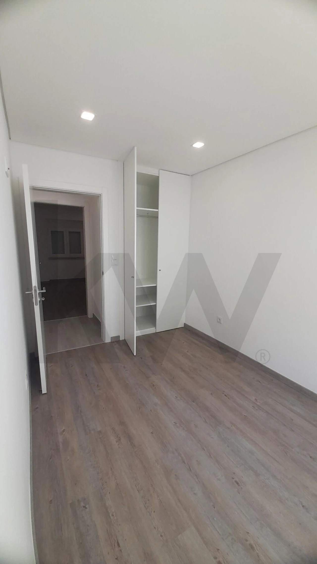 Apartamento T3 para Venda em Almada, Cova da Piedade, Pragal e Cacilhas Foto 17