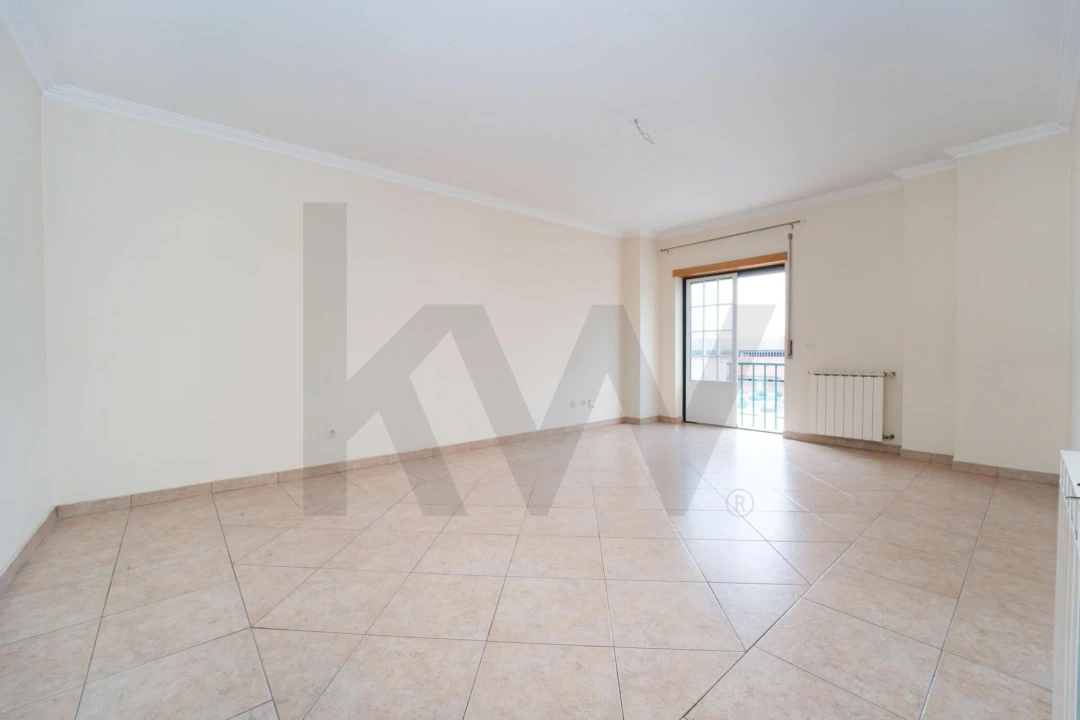 Apartamento T2 para Venda em Caldas da Rainha - Santo Onofre e Serra do Bouro Foto 2