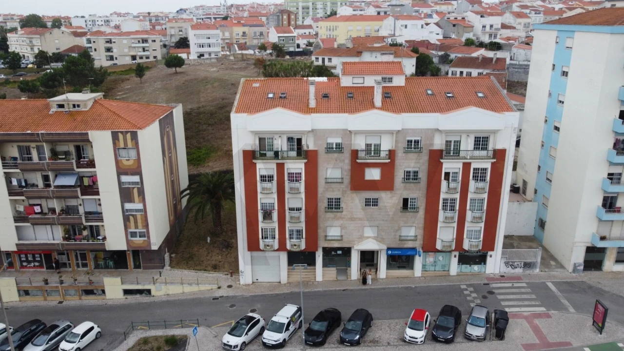 Apartamento T2 para Venda em Caldas da Rainha - Santo Onofre e Serra do Bouro Foto 1