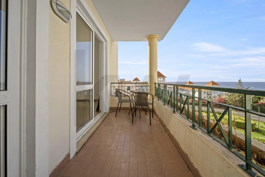 Apartamento T3 para Venda em Caniço Foto 5