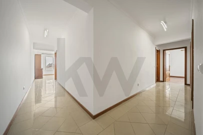 Apartamento T3 para Venda em Caniço