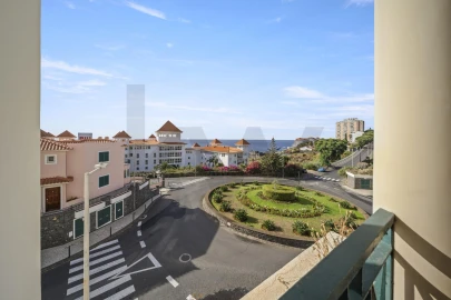 Apartamento T3 para Venda em Caniço