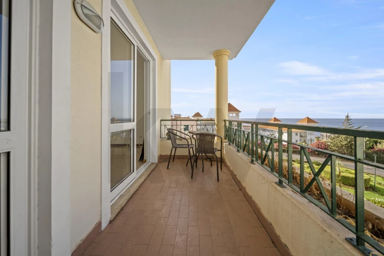 Apartamento T3 para Venda em Caniço Foto 5