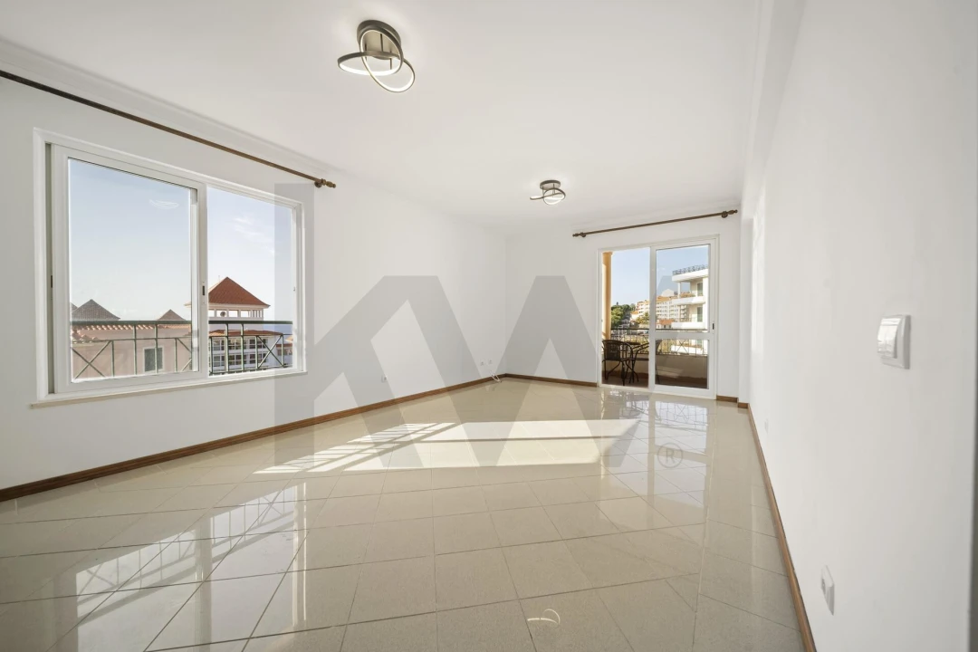 Apartamento T3 para Venda em Caniço Foto 7