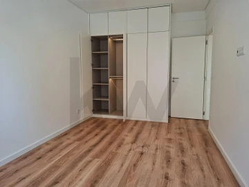 Apartamento T3 para Arrendamento em Belém
