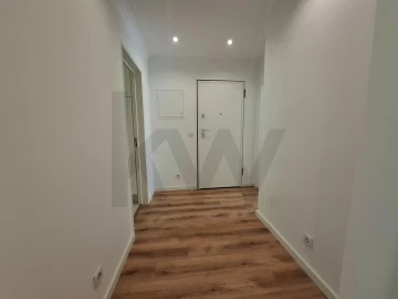 Apartamento T3 para Arrendamento em Belém