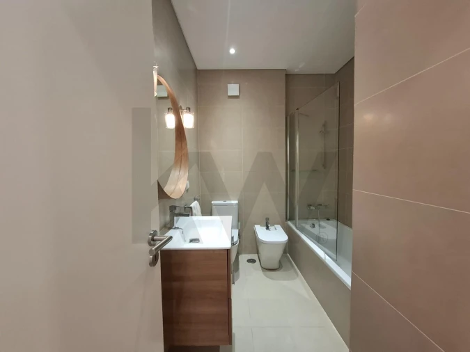 Apartamento T3 para Arrendamento em Belém Foto 40