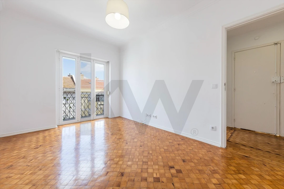 Apartamento T2 para Arrendamento em Algés, Linda-A-Velha e Cruz Quebrada-Dafundo Foto 3
