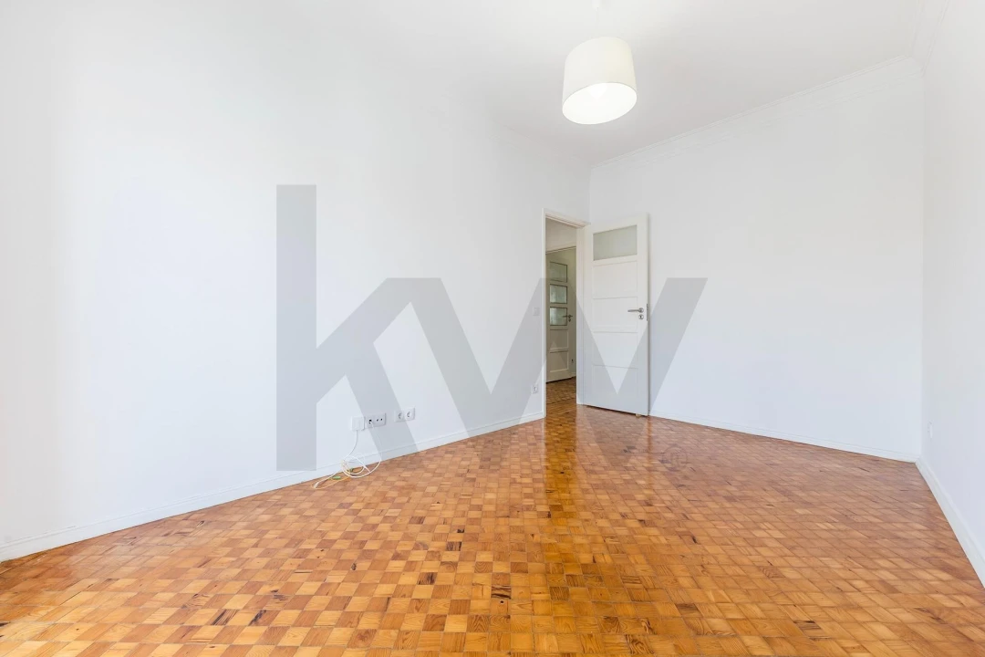 Apartamento T2 para Arrendamento em Algés, Linda-A-Velha e Cruz Quebrada-Dafundo Foto 4